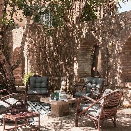 Avrami Inicio Willa *