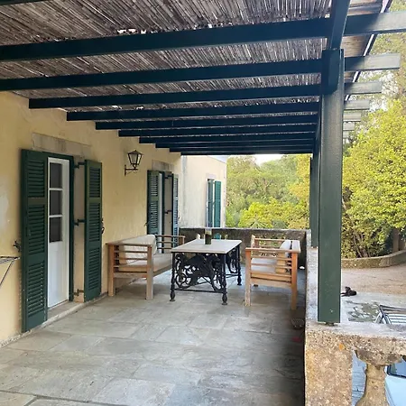 Avrami Inicio Villa Kokkínion